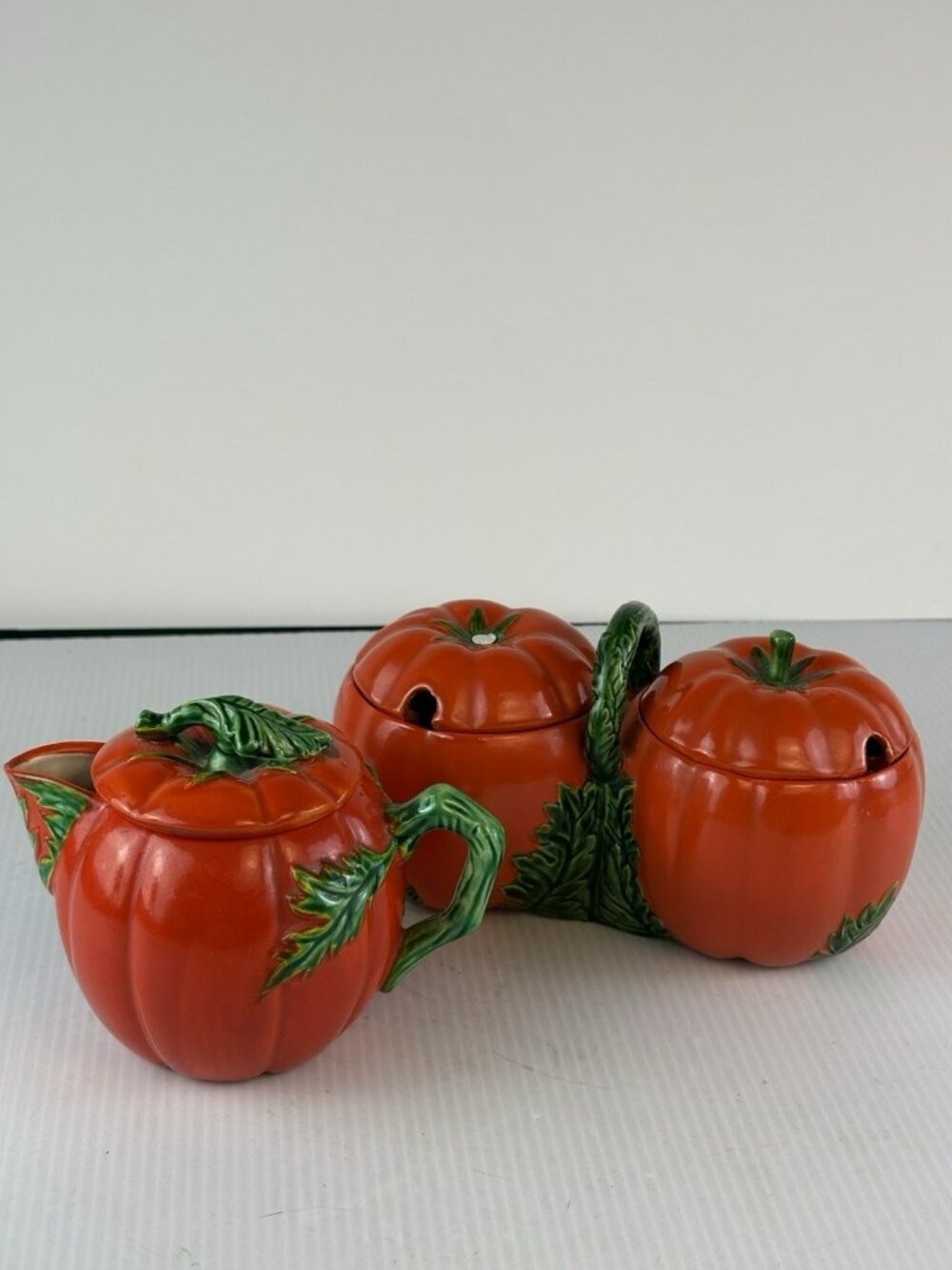 VTG MCM Maruhon Ware Japan Tomato Jam Dbl Condiment Jars & Creamer Set AS IS